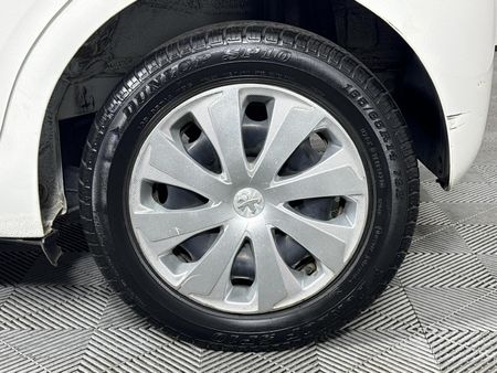 2021-Peugeot-108-10-THP-Active_6