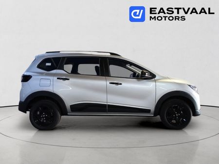 2026-Renault-Triber-10-Techno_7