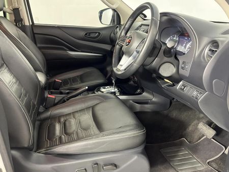 2023-Nissan-Navara-25-DDTi-PRO-4X-4X4-Auto-Double-Cab_6