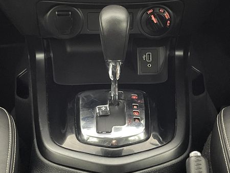 2023-Nissan-Navara-25-DDTi-PRO-4X-4X4-Auto-Double-Cab_7