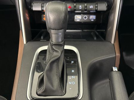 2024-Mahindra-Scorpio-N-22D-4X4-Auto-Z8_10