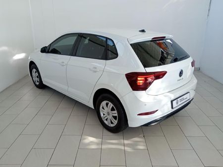 2025-Volkswagen-Polo-10-TSI-Life_5