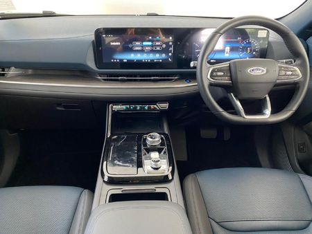 2025-Ford-Territory-18T-Titanium_12