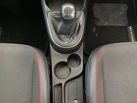 2024-Hyundai-Grand-i10-10-Motion_9