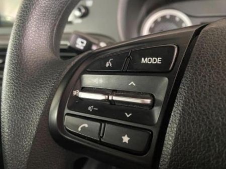 2024-Hyundai-Grand-i10-10-Motion_24