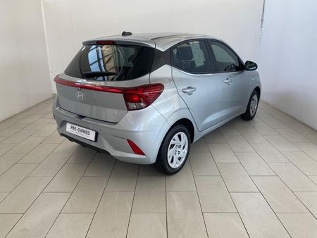 2024-Hyundai-Grand-i10-10-Motion_5