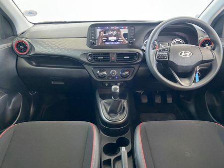2024-Hyundai-Grand-i10-10-Motion_8