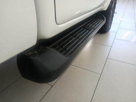 2023-Toyota-Hilux-24-GD-6-Raised-Body-Raider-Single-Cab_12
