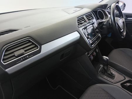 2021-Volkswagen-Tiguan-Allspace-14-TSI-Trendline-Auto-110kW_6