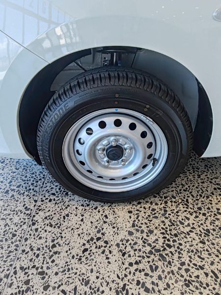 2026-Suzuki-Ertiga-15-GA_9