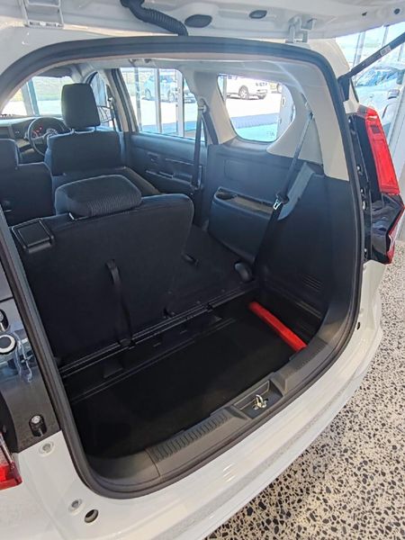 2026-Suzuki-Ertiga-15-GA_4