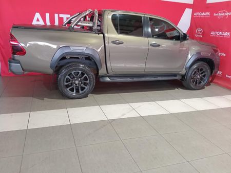 2022-Toyota-Hilux-28-GD-6-Raised-Body-Legend-4x4-Auto-Double-Cab_2