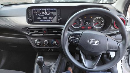 2026-Hyundai-Grand-i10-10-Motion_13