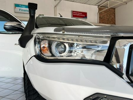 2019-Toyota-Hilux-28-GD-6-Raider-4x4-Auto-Double-Cab_20
