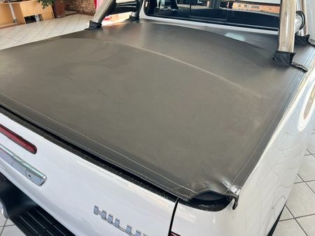 2019-Toyota-Hilux-28-GD-6-Raider-4x4-Auto-Double-Cab_27