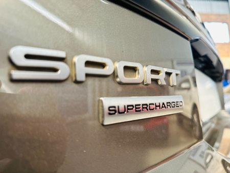 2018-Land-Rover-Range-Rover-Sport-50-V8-SC-HSE-Dynamic_8