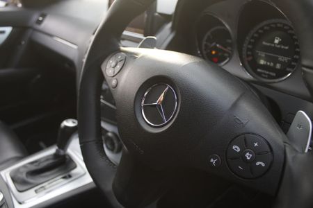 2007-Mercedes-AMG-C-Class-C63-AMG_20