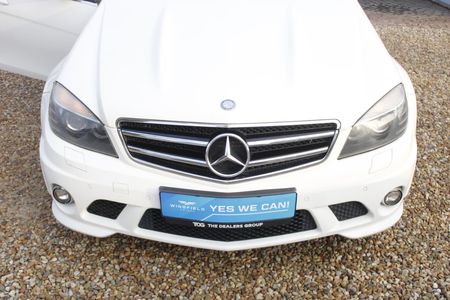 2007-Mercedes-AMG-C-Class-C63-AMG_7