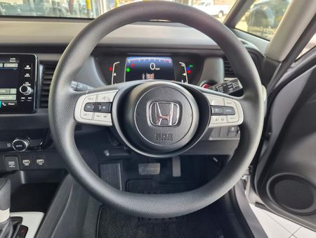 2026-Honda-Fit-15-Comfort_15