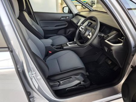 2026-Honda-Fit-15-Comfort_17
