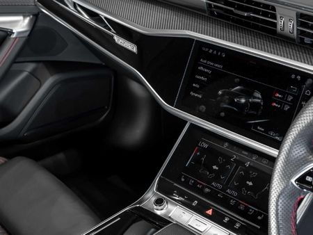 2023-Audi-RS6-Avant-Performance-Auto_20