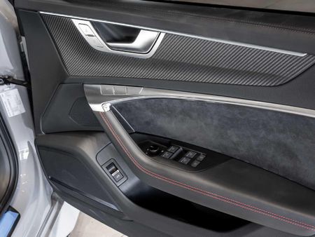 2023-Audi-RS6-Avant-Performance-Auto_21
