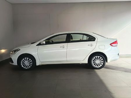 2025-Suzuki-Ciaz-15-GL_3