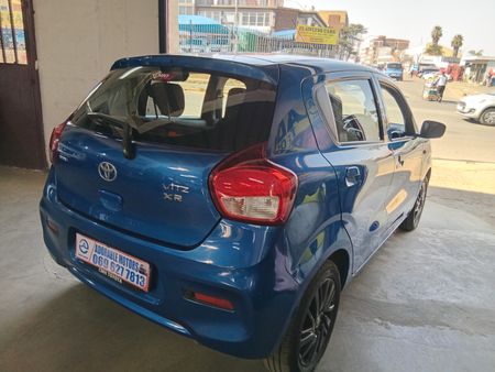 2024-Toyota-Vitz-10-XR-Petrol-Manual_10
