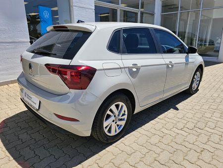 2026-Volkswagen-Polo-10-TSI_2