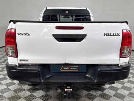 2018-Toyota-Hilux-24-GD-6-Raised-Body-SRX-Extended-Cab_15