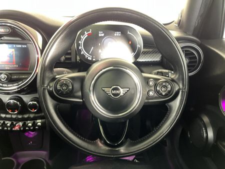 2021-MINI-Hatch-Cooper-S-5-dr-Auto_12