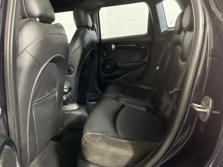2021-MINI-Hatch-Cooper-S-5-dr-Auto_3