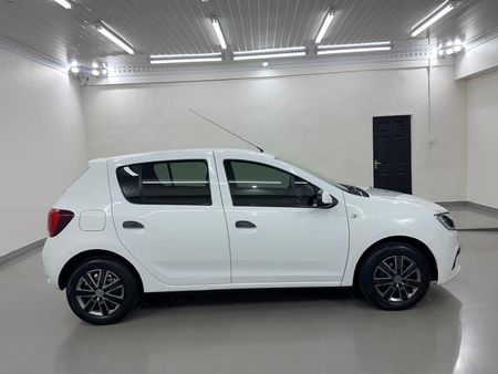 2019-Renault-Sandero-900T-Expression_3