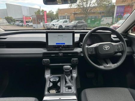 2026-Toyota-RAV4-25-GX-Hybrid-CVT-Auto-E-Four_17