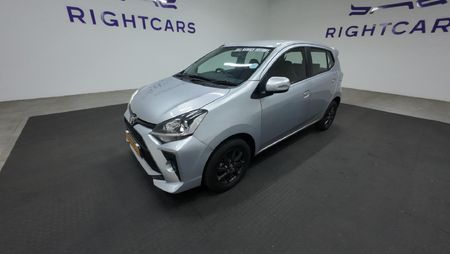 2022-Toyota-Agya-10_7