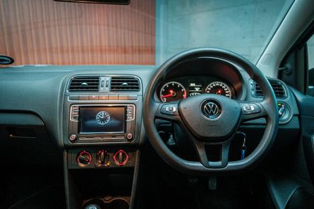 2024-Volkswagen-Polo-Vivo-14-Trendline-5-dr_12