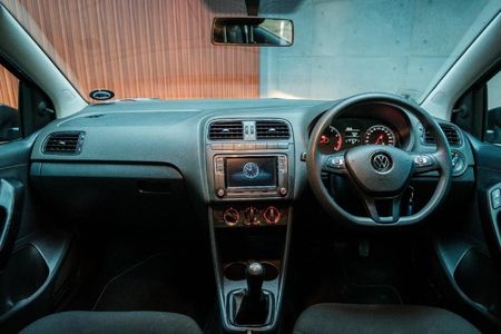 2024-Volkswagen-Polo-Vivo-14-Trendline-5-dr_13