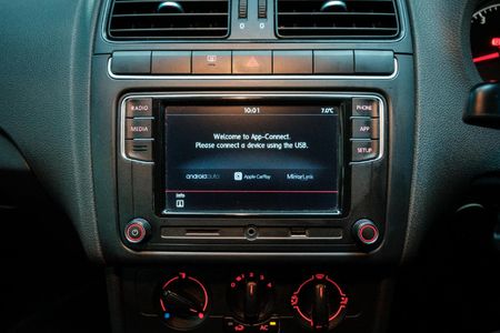 2024-Volkswagen-Polo-Vivo-14-Trendline-5-dr_16