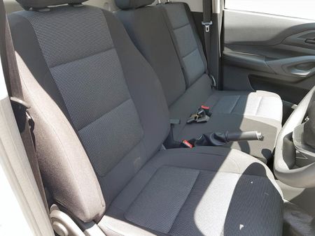 2026-Peugeot-Landtrek-19D-Professional-Single-Cab_9