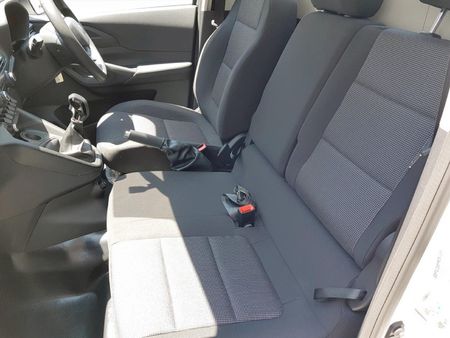 2026-Peugeot-Landtrek-19D-Professional-Single-Cab_6