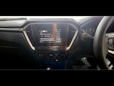 2026-Isuzu-D-Max-19-DDI-HR-LS-Auto-Double-Cab_15
