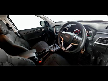 2026-Isuzu-D-Max-19-DDI-HR-LS-Auto-Double-Cab_23