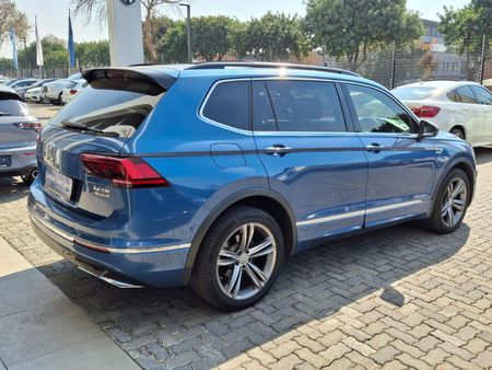 2019-Volkswagen-Tiguan-20-TDI-Highline-4Motion-Auto_5