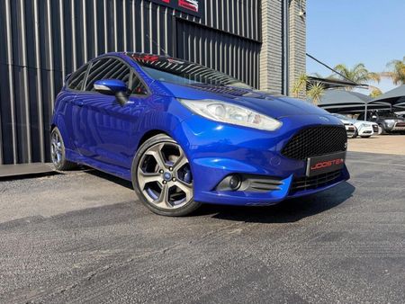 2014-Ford-Fiesta-ST-16-EcoBoost-GDTi_0