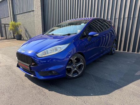 2014-Ford-Fiesta-ST-16-EcoBoost-GDTi_1