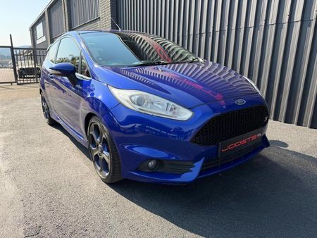 2014-Ford-Fiesta-ST-16-EcoBoost-GDTi_6