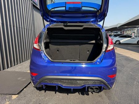 2014-Ford-Fiesta-ST-16-EcoBoost-GDTi_7