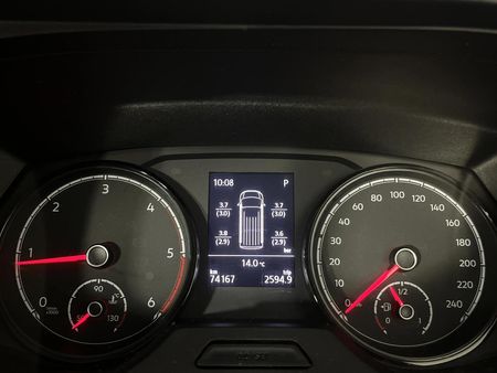 2022-Volkswagen-Kombi-T61-20-TDI-110kW-Auto-Trendline_2