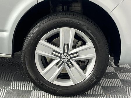 2022-Volkswagen-Kombi-T61-20-TDI-110kW-Auto-Trendline_5