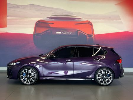2025-BMW-1-Series-M135-xDrive-Auto_2